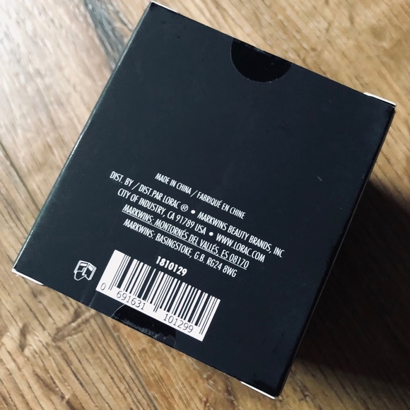 LORAC (RACHEL ZOE)-NWT Large Diamond Power Brush - Picture 6 of 6